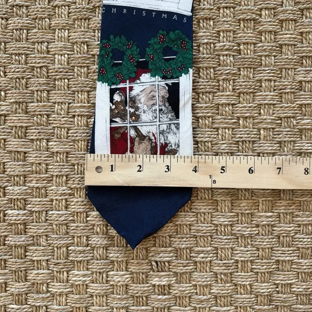 Vintage 1996 Van Heusen Santa Clause Christmas Tie The Saturday Evening Post